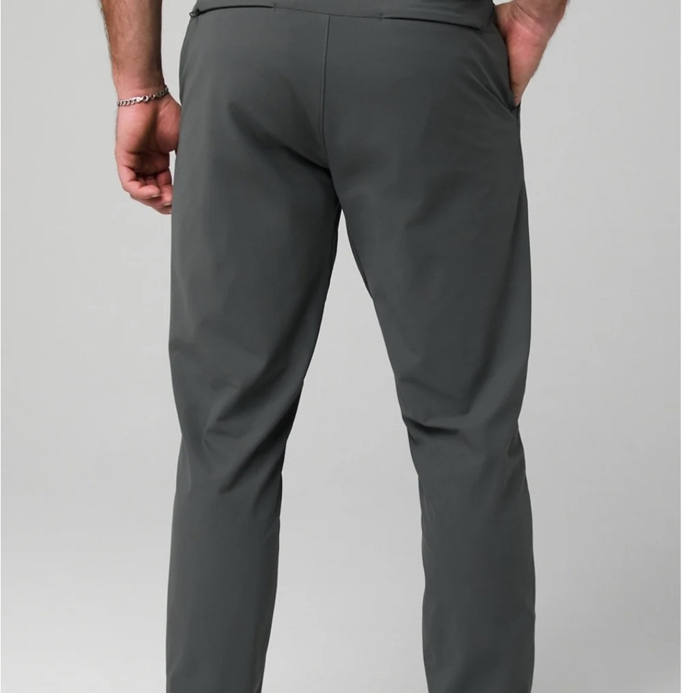 Fabletics Gray Cargo Pants with Smooth Texture